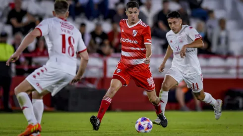 River recibe a Huracán y se quiere meter en cuartos.