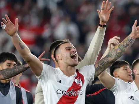 Video: Leandro González Pírez cantó al son de la hinchada de River