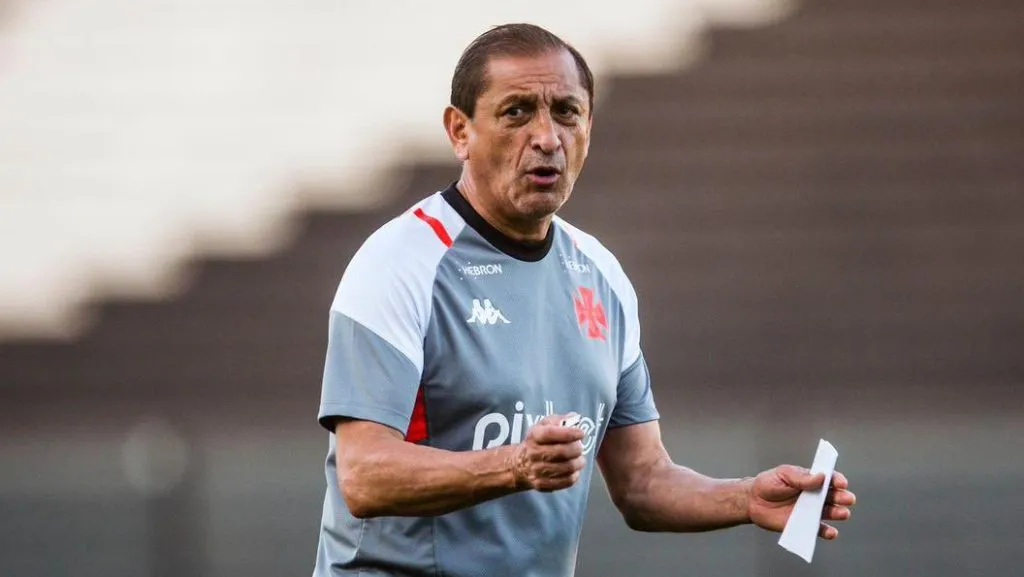 Ramón Díaz dejó Vasco Da Gama hace casi dos meses, pero podría regresar.