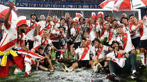 River comenzó a meterse en el mercado de pases.