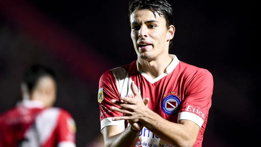 River buscará quedarse con Redondo.