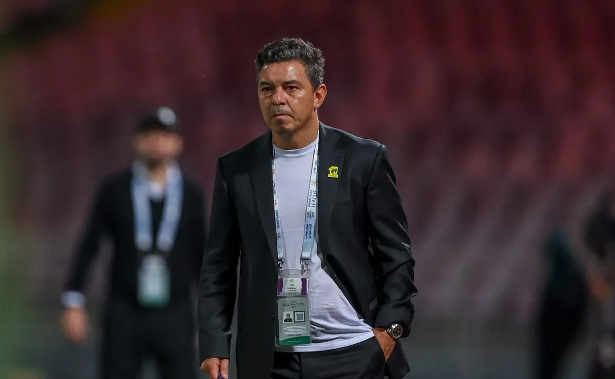 La bronca y la desilución del Muñeco por la goleada contra Al Nassr.