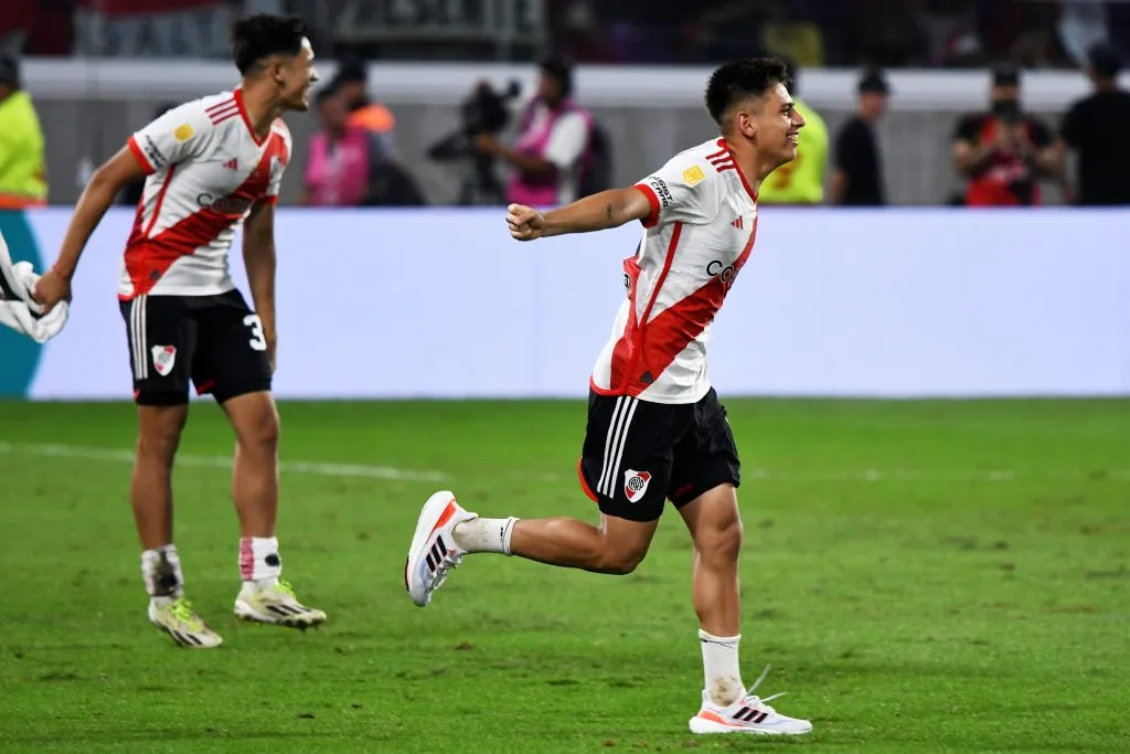 Echeverri podría llegar al Manchester City. (Getty)