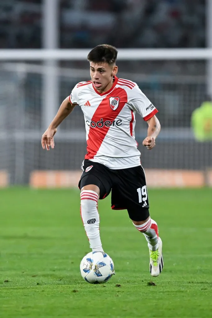 Claudio Echeverri fue titular con River por primera vez. (Foto: Getty).