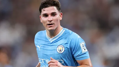 ¿Seguirá el Diablito Echeverri los pasos de Julián en el City?