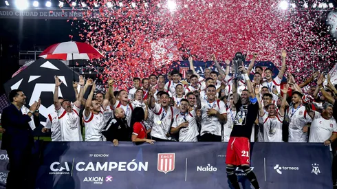 Estudiantes se consagró campeón de la última edición y jugará con River la Supercopa en 2024.