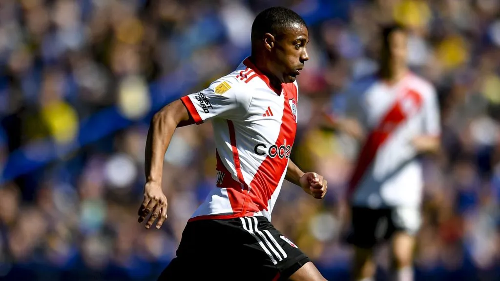 Es cada vez más difícil que De la Cruz siga en River de cara al 2024.