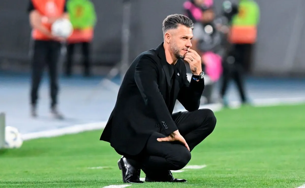 Demichelis, entre la depuración del plantel y la llegada de refuerzos.