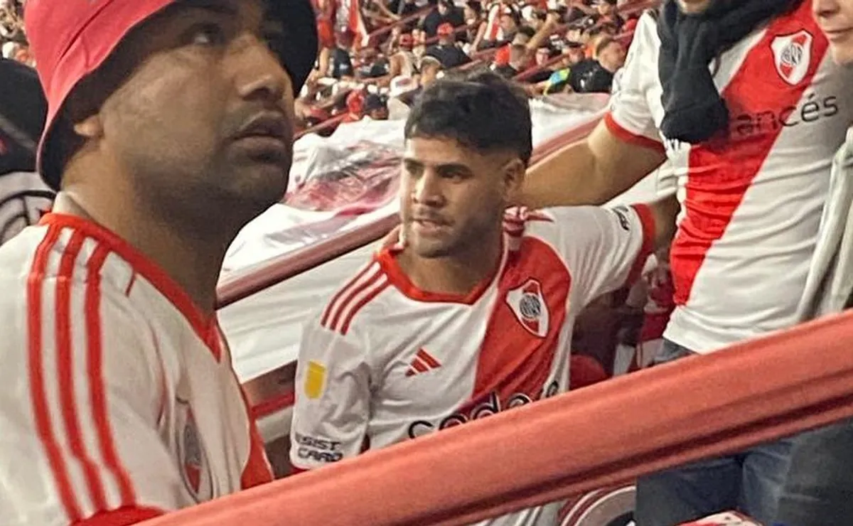 El Keko se mostró con la barra de River.
