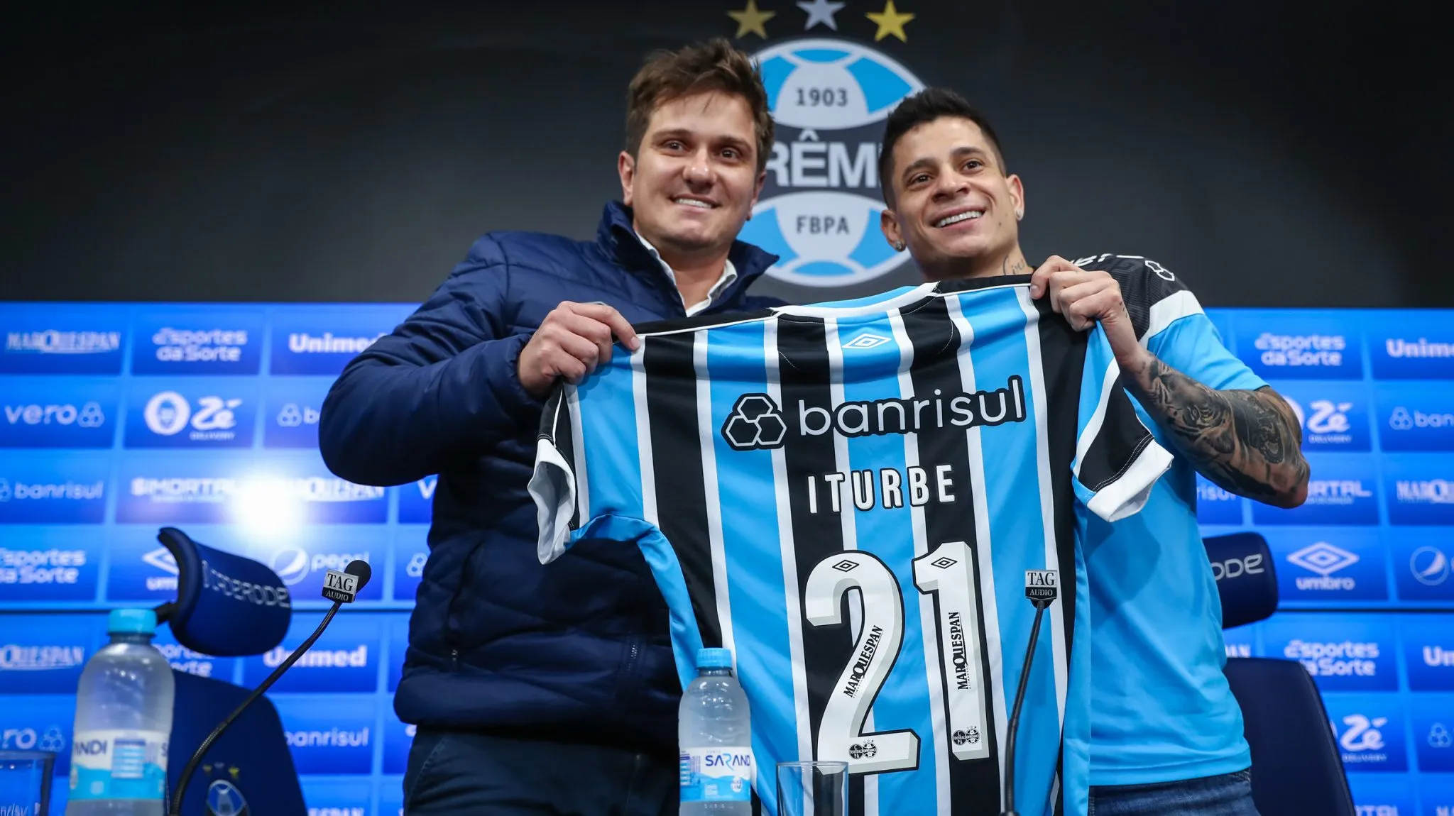 Iturbe solamente jugó 5 meses en Gremio. (Prensa Gremio)