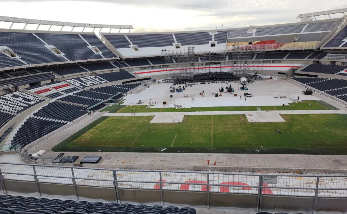 El Monumental tras el recital de Tan Biónica.