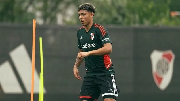 Ruberto quedó fuera del banco de suplentes.