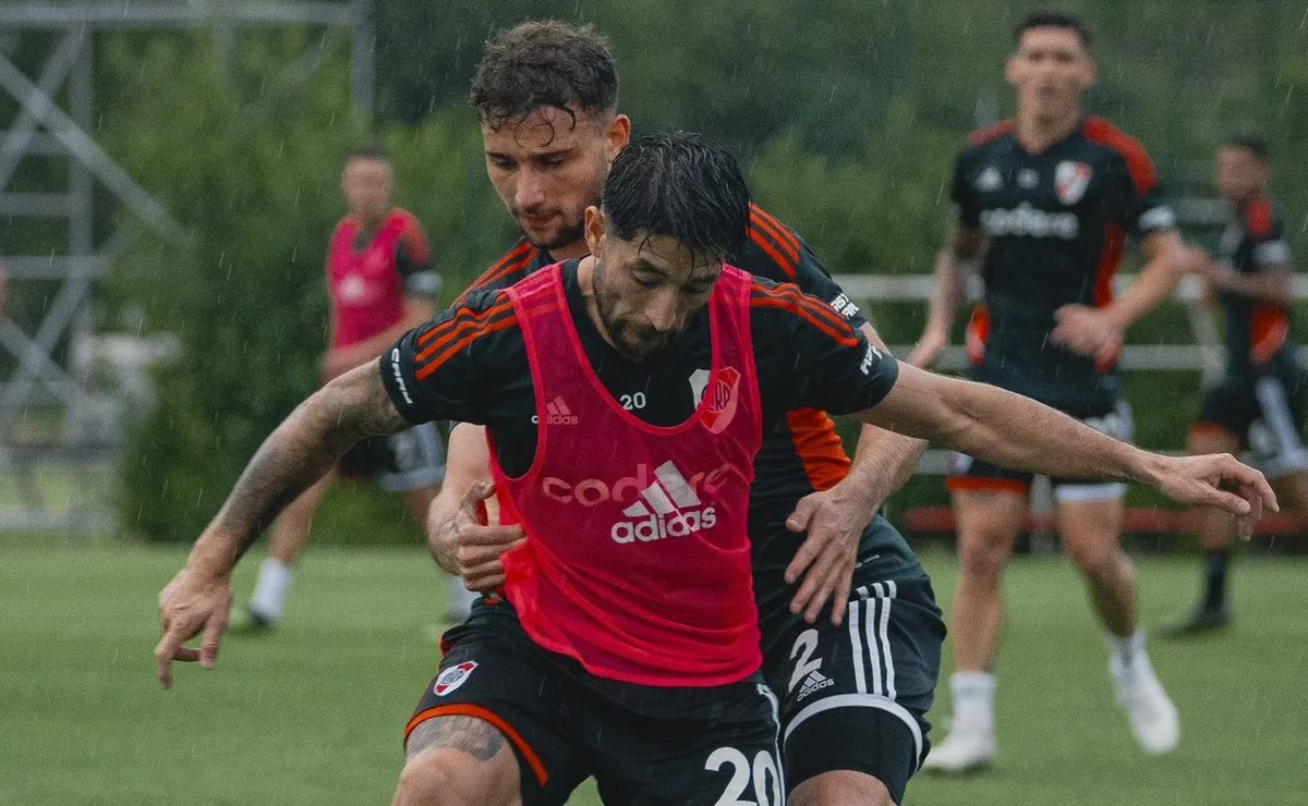 River no pudo entrenarse en Ezeiza por el diluvio. Foto: Prensa River.
