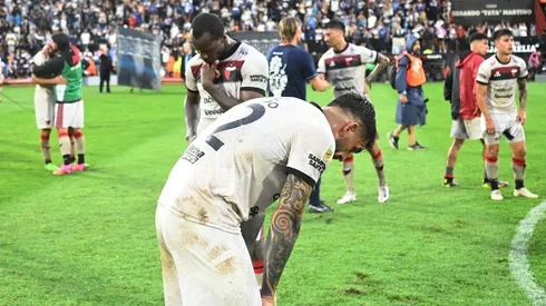 Colón descendió y Galván debe volver