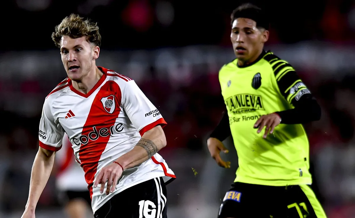 River vs. Barracas.