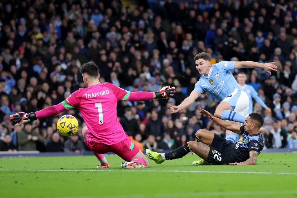 Julián Álvarez Burnley