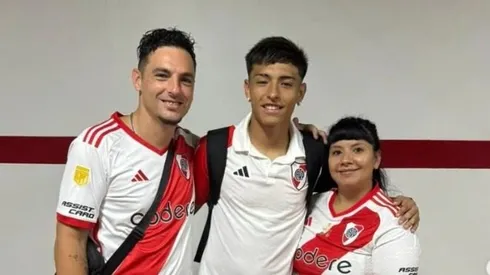 Ruberto junto a sus papás luego de tener su estreno en River.