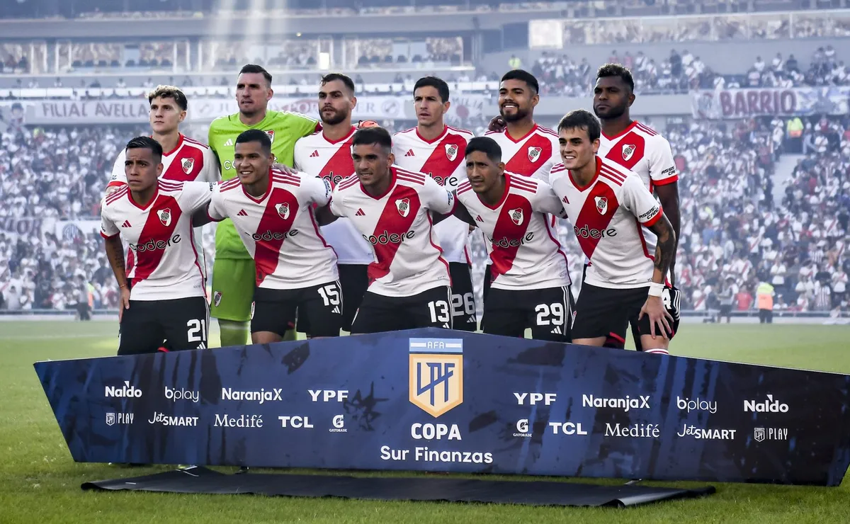 El mercado de pases de River.