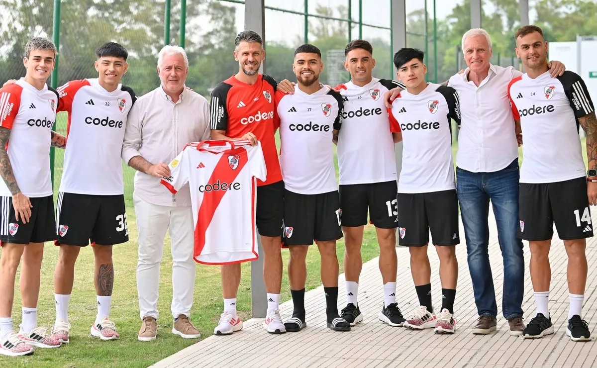Hasta el momento, River se reforzó sólo con Nicolás Fonseca y los juveniles que subieron a Primera.