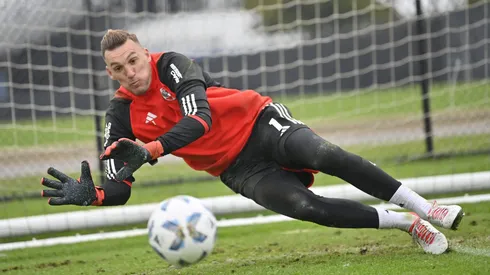 Armani solo jugó un tiempo ante Monterrey.