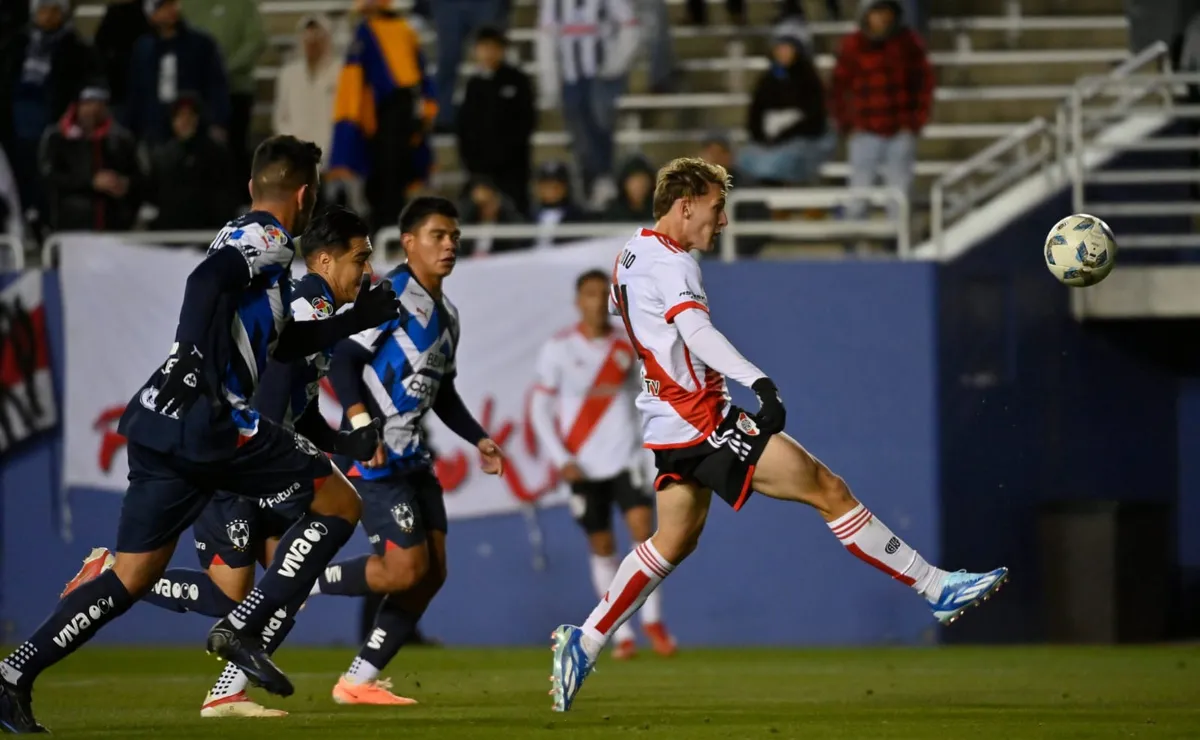 La importante novedad táctica en el River de Martín Demichelis
