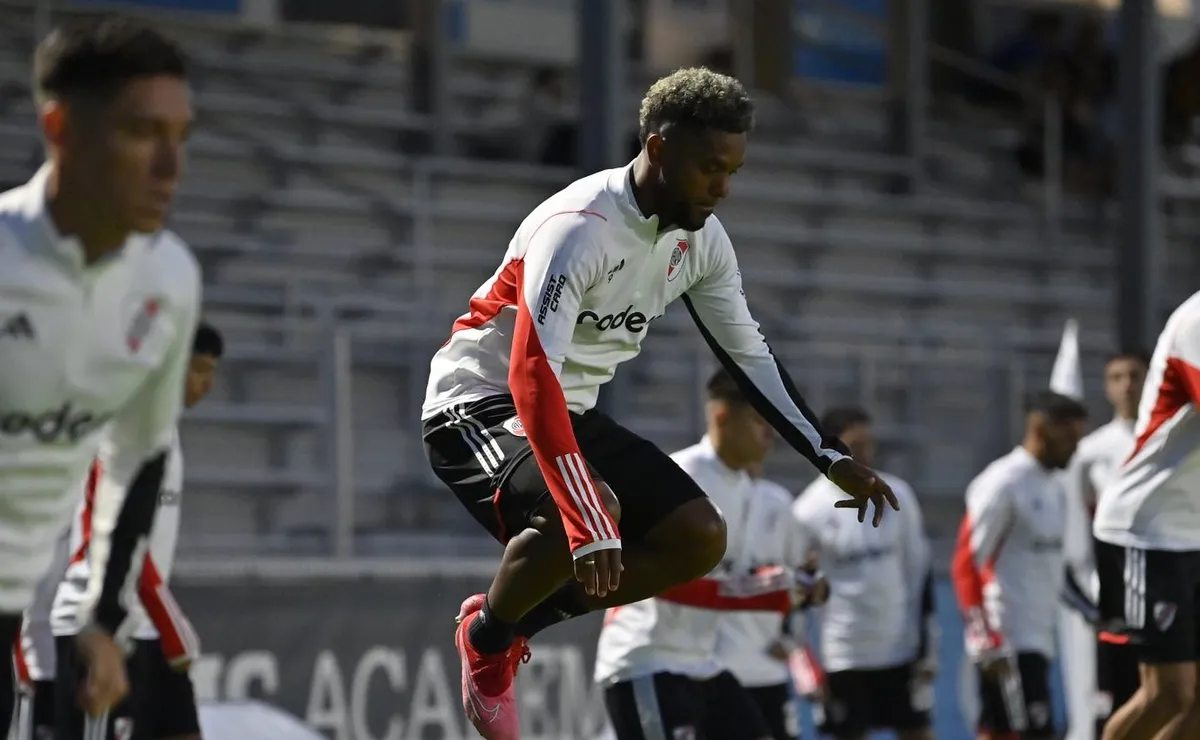 El Colibrí mirará el partido desde la tribuna.