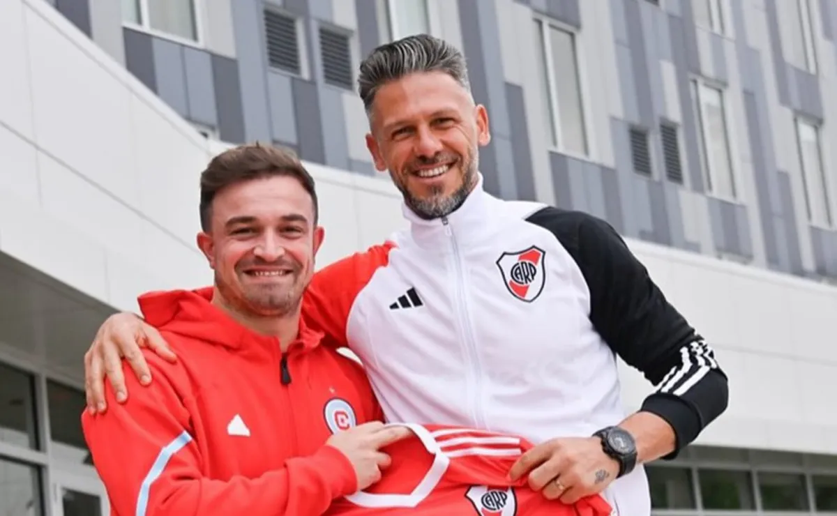 Demichelis junto a Shaqiri