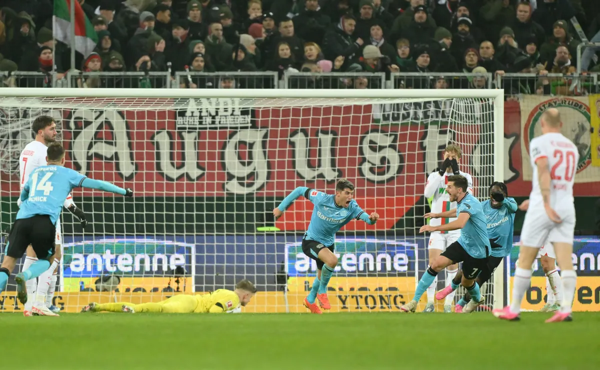 Palacios la rompió en Alemania