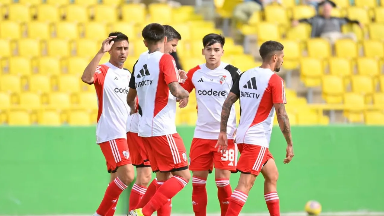 River jugó el primer amistoso del año y participaron cinco juveniles. (Foto: Prensa River).