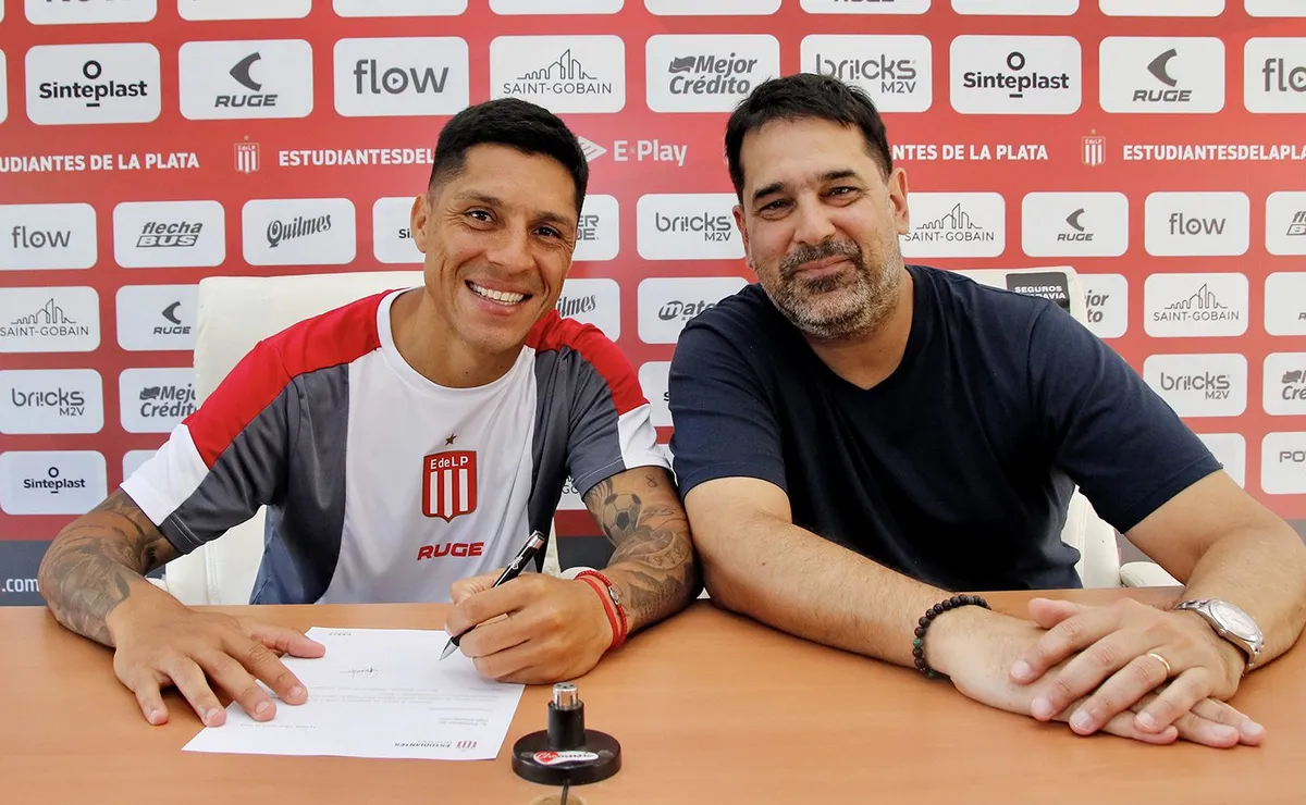 Enzo ya firmó su contrato en el Pincha. (Foto: Prensa EDLP).