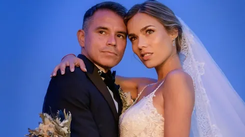 El exjugador de River Javier Saviola y su novia desde hace 18 años, Romanela Amato, se casaron en una fiesta inolvidable.