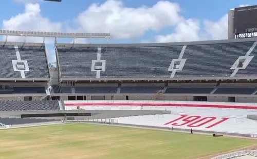 Terminó la colocación de todas las butacas de la Sívori Media.