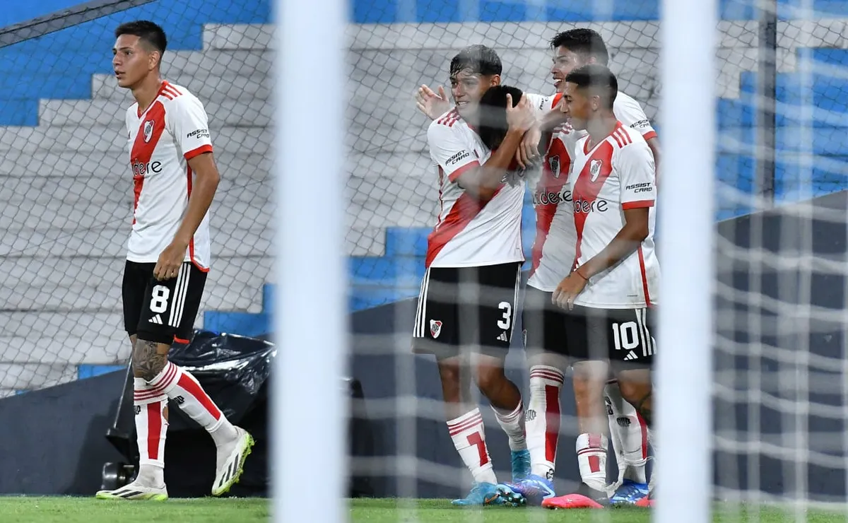 Ian Subiabre marcó un golazo con la Reserva.