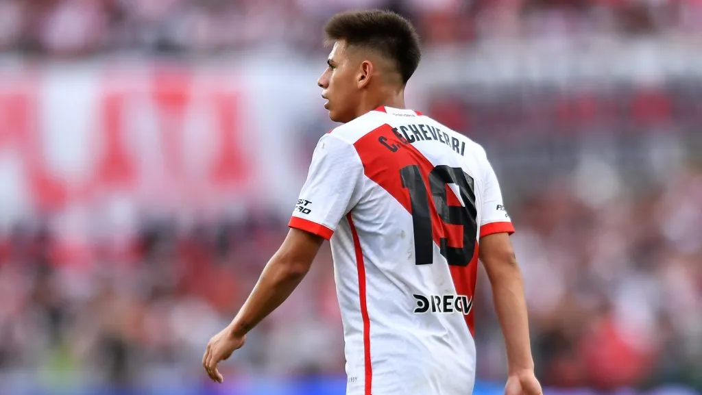 Echeverri puede meterse en el equipo ante Independiente Rivadavia.