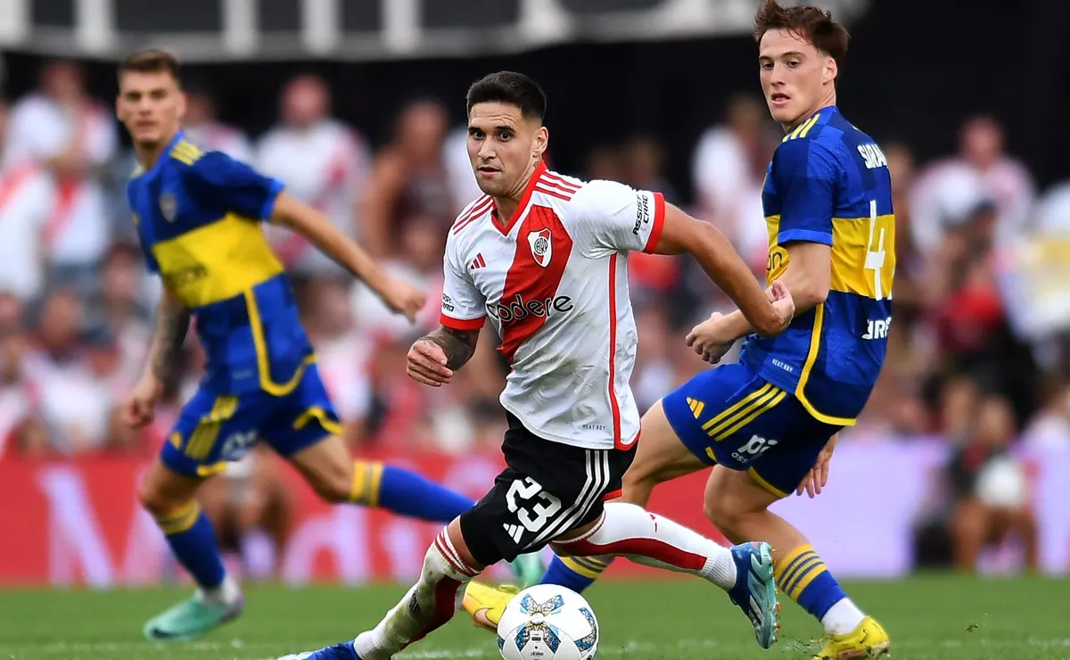 Villagra cumplió con creces en su debut como titular en River