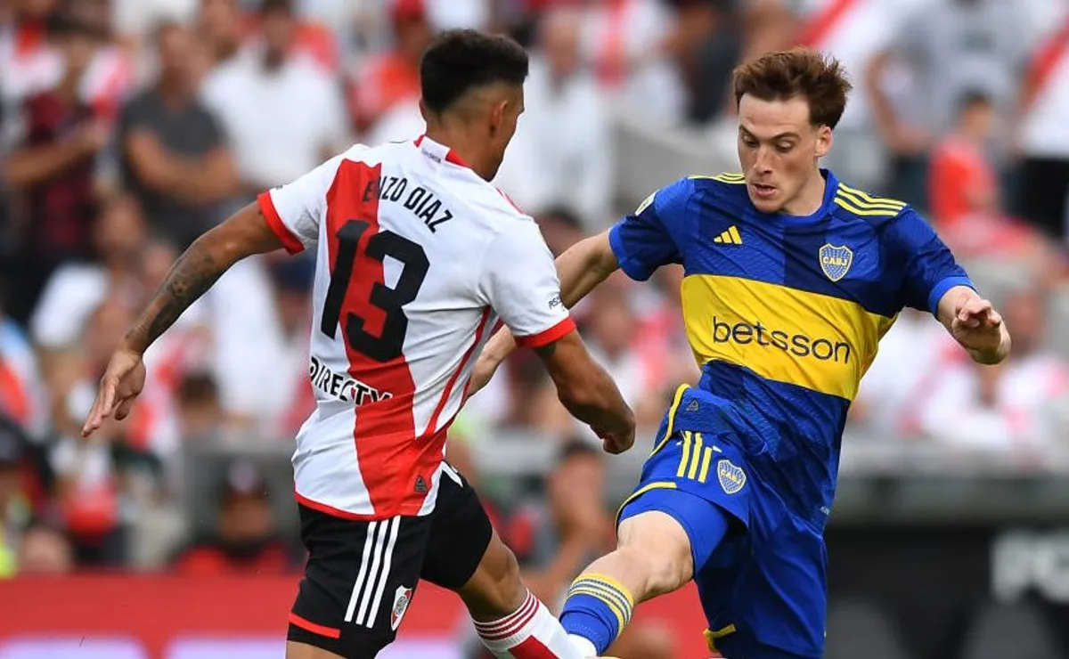 El Millonario se mide ante Boca en el Estadio Kempes.