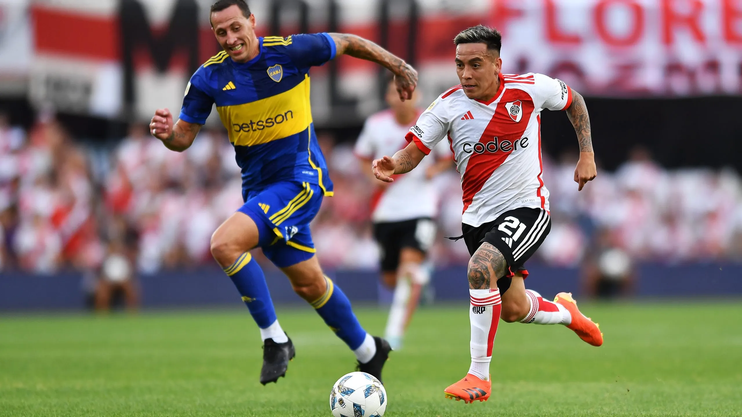 Barco no tuvo un buen partido ante Boca. (Getty)