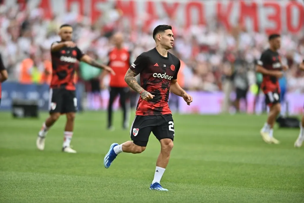 Villagra no encuentra su lugar en River.