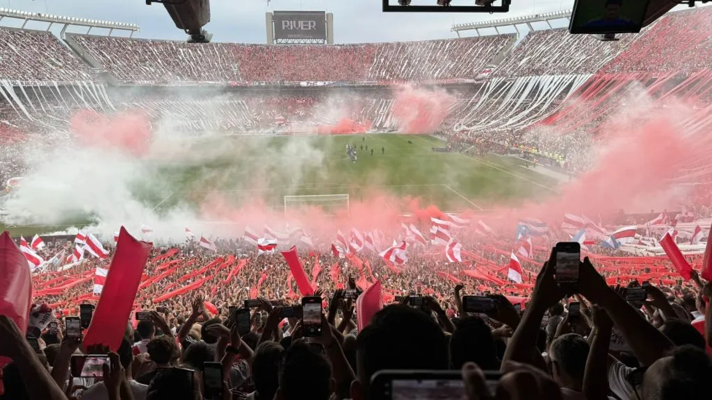 La fiesta de los hinchas de River en el Monumental.