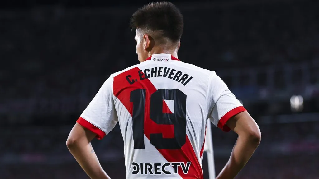 Claudio Echeverri busca meterse en el Superclásico y hacer historia.