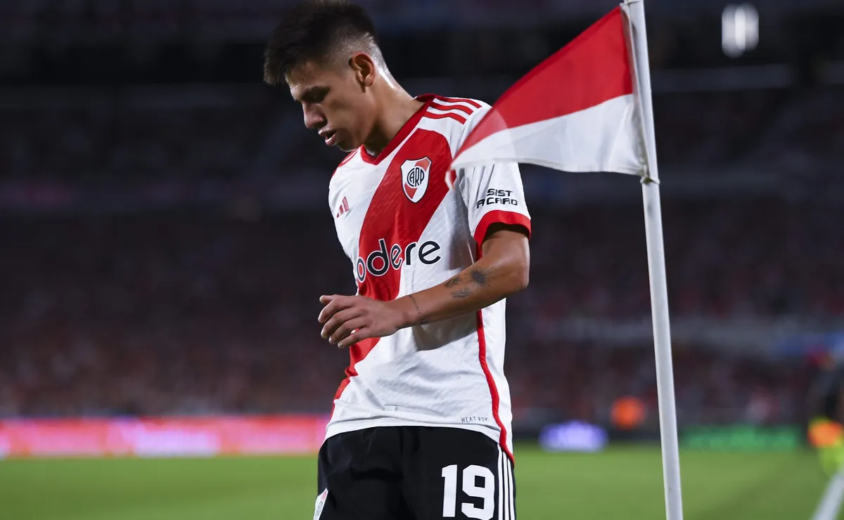 Echeverri quiere cumplir su sueño en River.