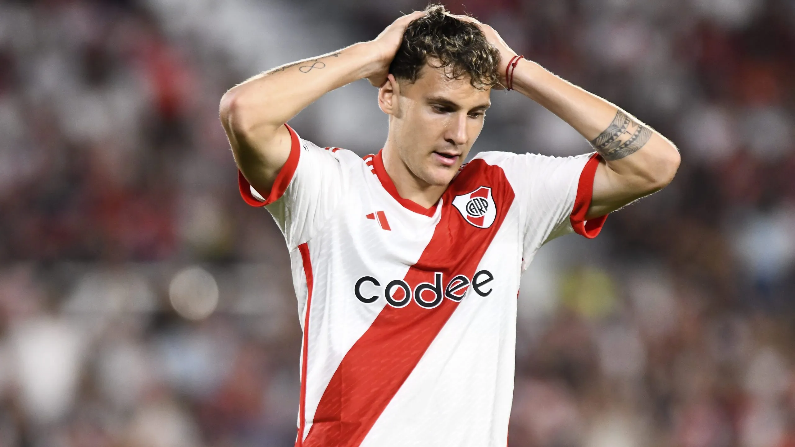 Colidio no tuvo un buen partido ante Banfield. (getty)