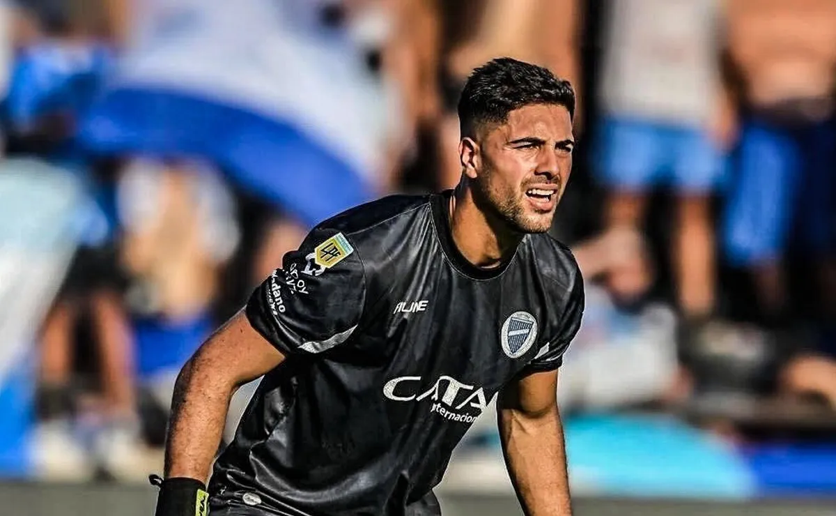 El ex River la está rompiendo en el Tomba.