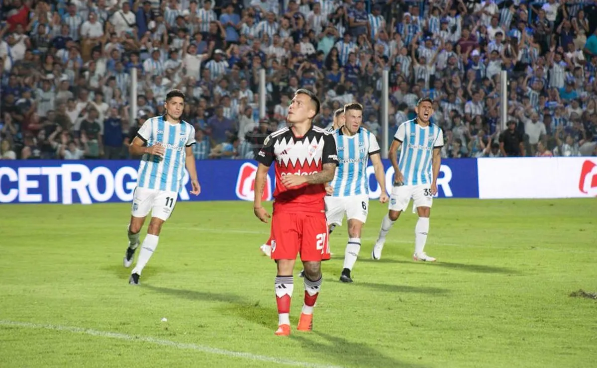 Barco malogró dos penales ante Atlético Tucumán. (Foto: ESPN).