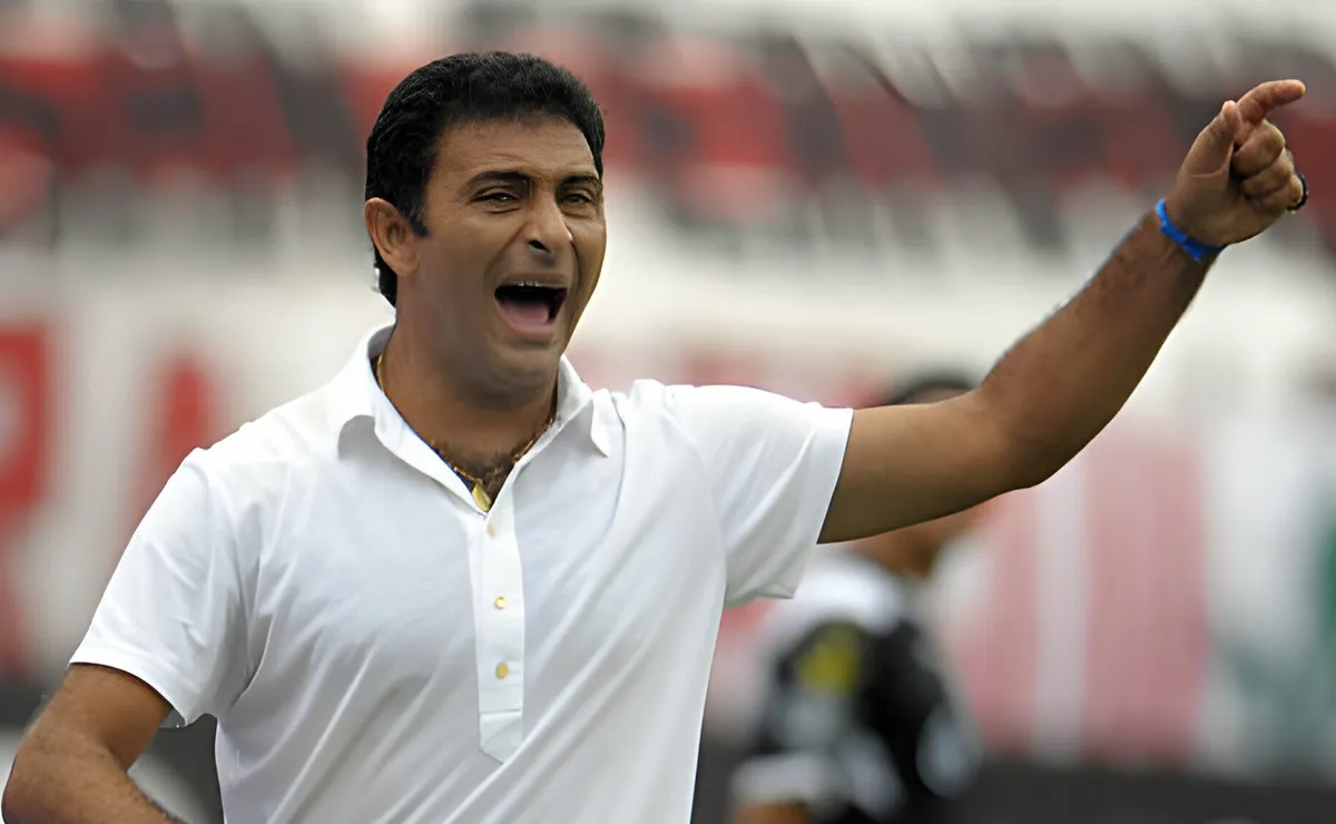 Leonardo Astrada y una deuda pendiente: ganar la Copa Libertadores como DT.