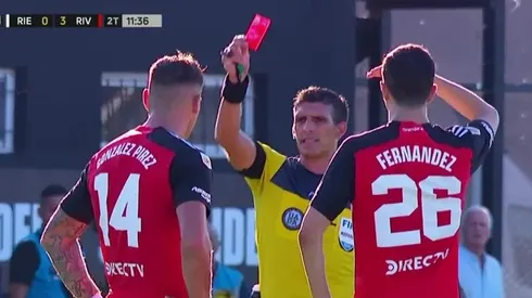 Merlos fue dos veces al VAR para anular el peligro de Riestra.