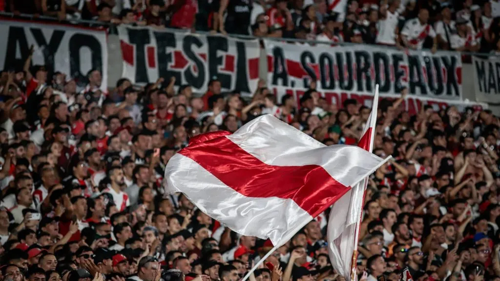 El accidente se produjo en la tribuna Sívori Alta y River se puso a disposición de la familia de Patricia.