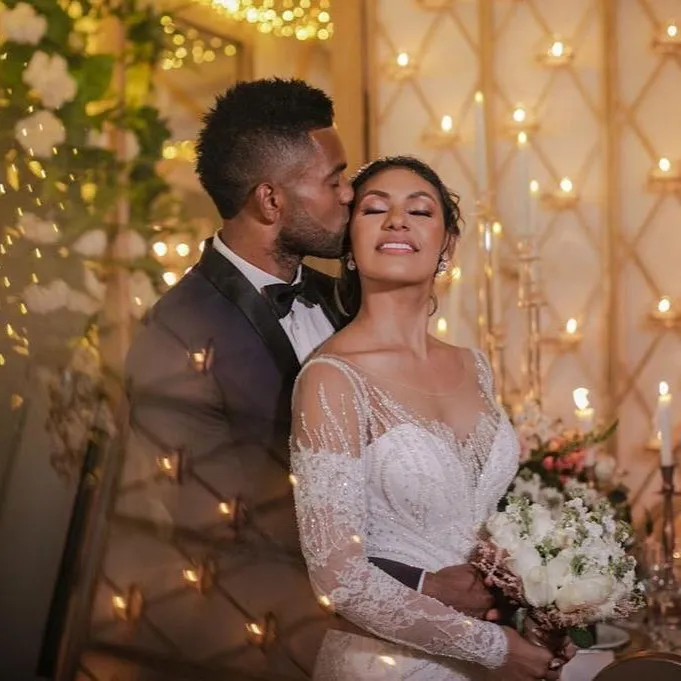 Miguel Borja con Linda Pérez, su mujer.