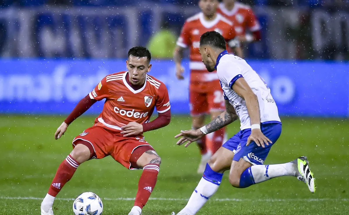 River recibe a Vélez