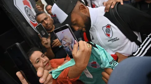 Locura por la llegada del Más Grande a Venezuela.